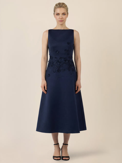 APART Elegantes Kleid mit floraler 3D-Stickerei | nachtblau image 1