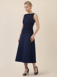 APART Elegantes Kleid mit floraler 3D-Stickerei | nachtblau