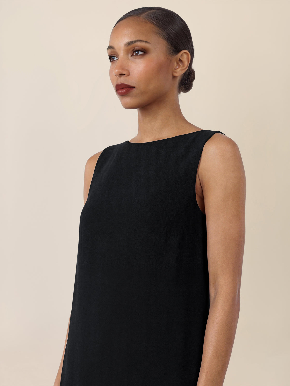 APART Kleid mit Federsaum | schwarz