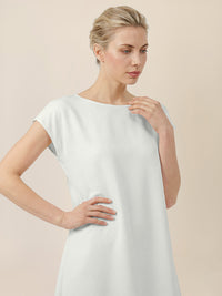 APART Oversized Kleid mit asymmetrischem Saum | creme