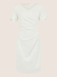 APART Elegantes Etuikleid mit floralen Ärmeldetails | creme