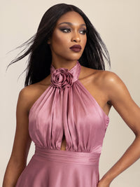 APART Elegantes Satin-Maxikleid mit Rosendetail | rosé