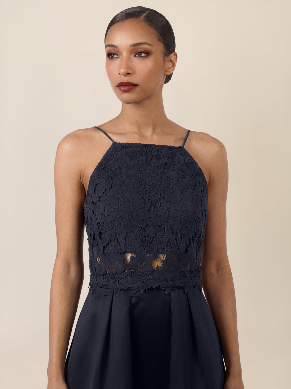 APART Satinkleid mit A-Linienrock und Spaghettiträgern | nachtblau