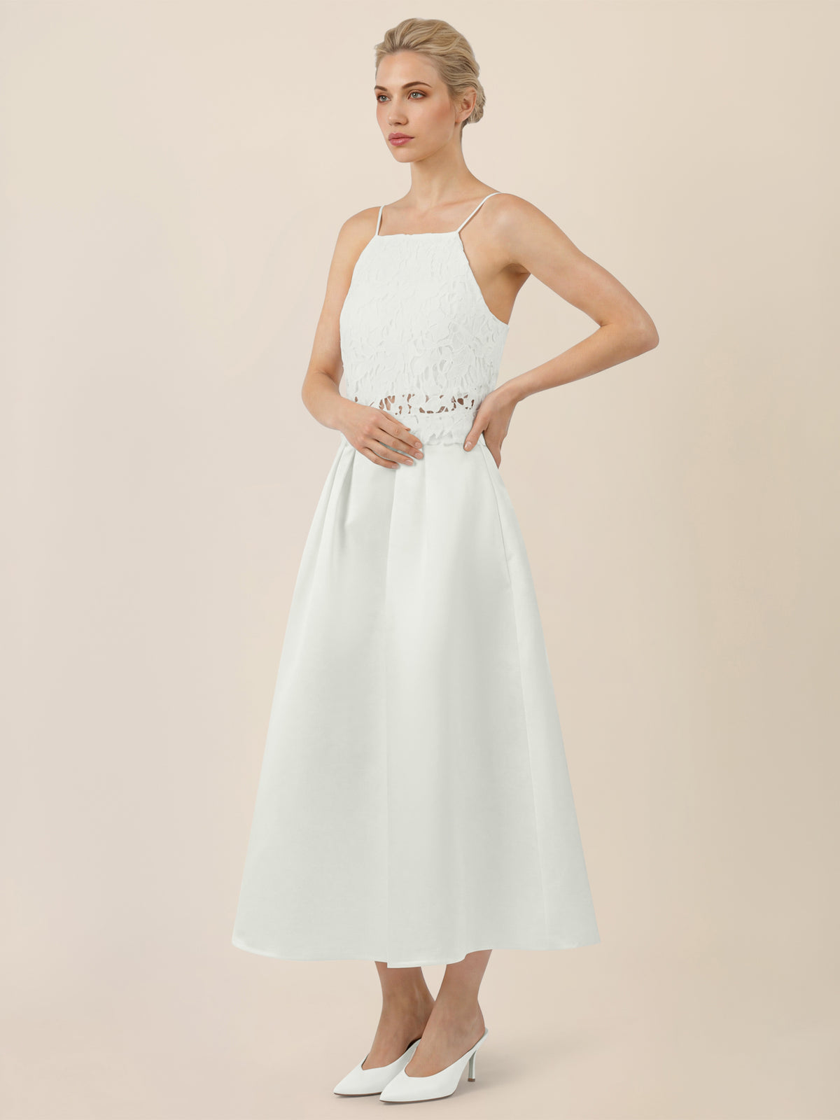 APART Satinkleid mit A-Linienrock und Spaghettiträgern | creme