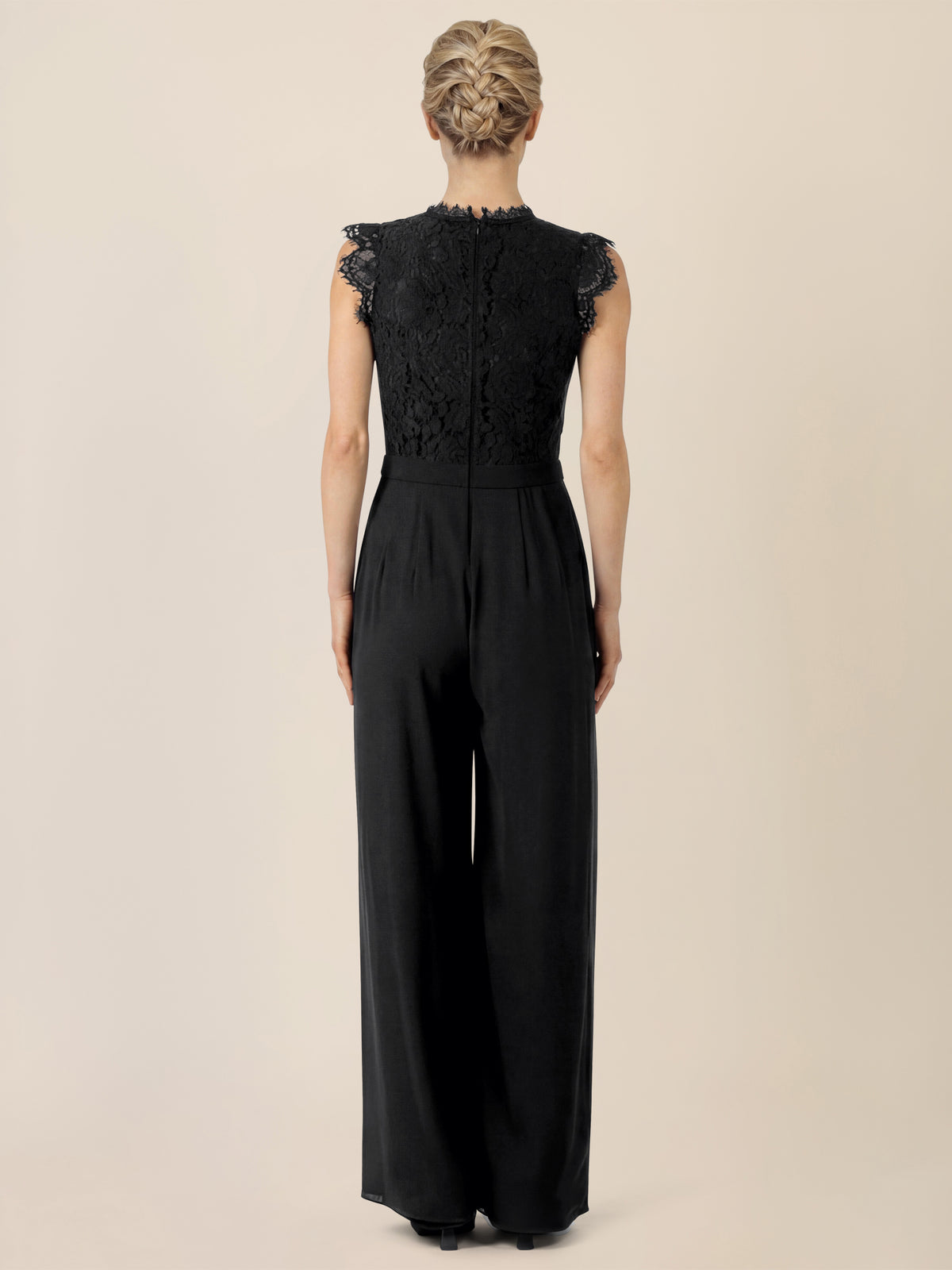 APART Abendoverall mit Spitzentop und weitem Bein | schwarz