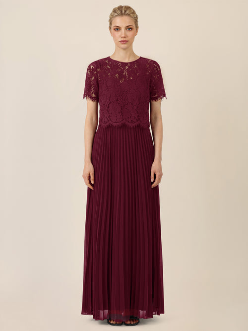 APART Elegantes Maxikleid mit Spitzenoberteil und Plisseerock | weinrot image 1