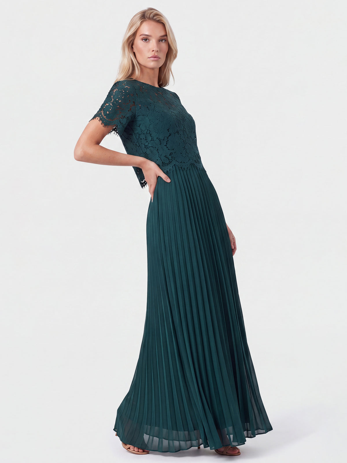 APART Elegantes Maxikleid mit Spitzenoberteil und Plisseerock | emerald
