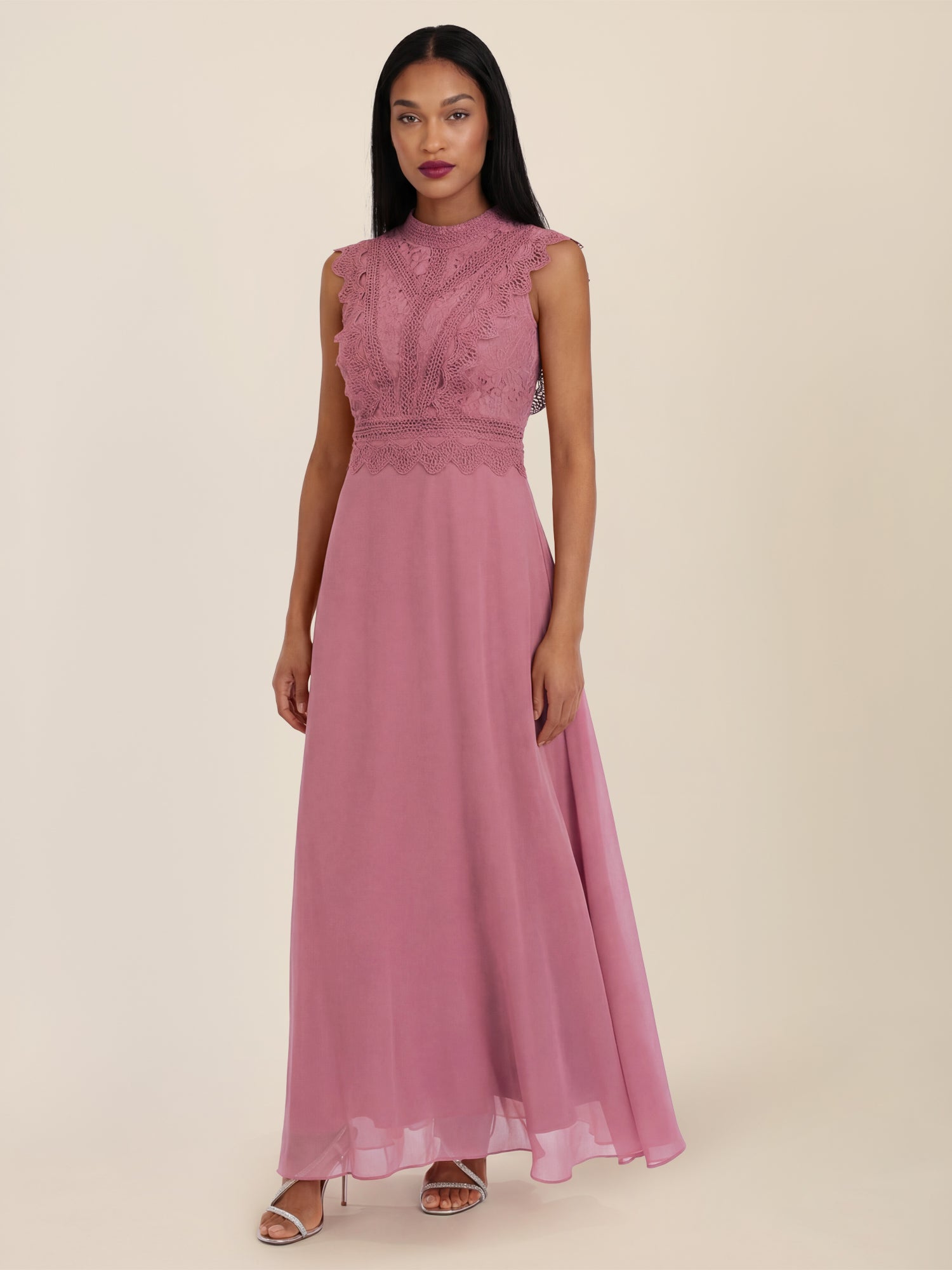 APART Maxikleid mit Häkelspitze und Stehkragen | rosé