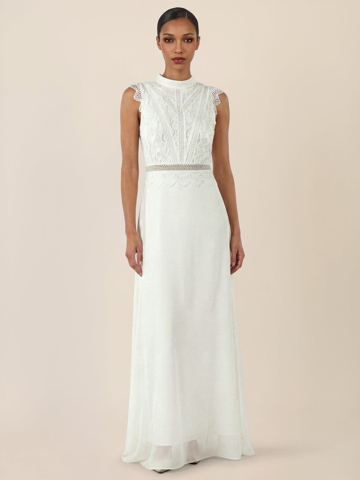 APART Maxikleid mit Häkelspitze und Stehkragen | creme