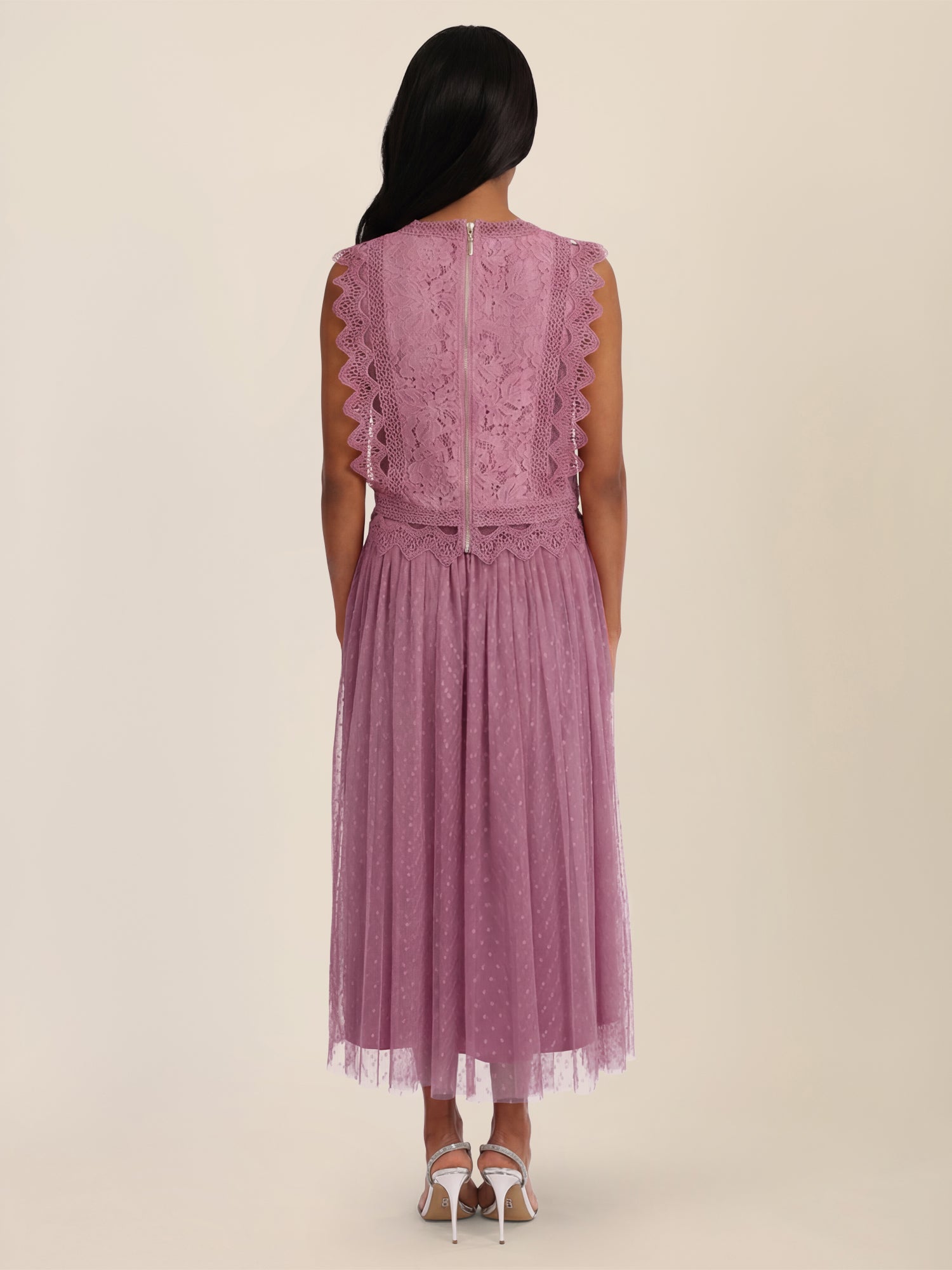 APART Spitzentop mit Rüschen und Häkeldetails | rosé