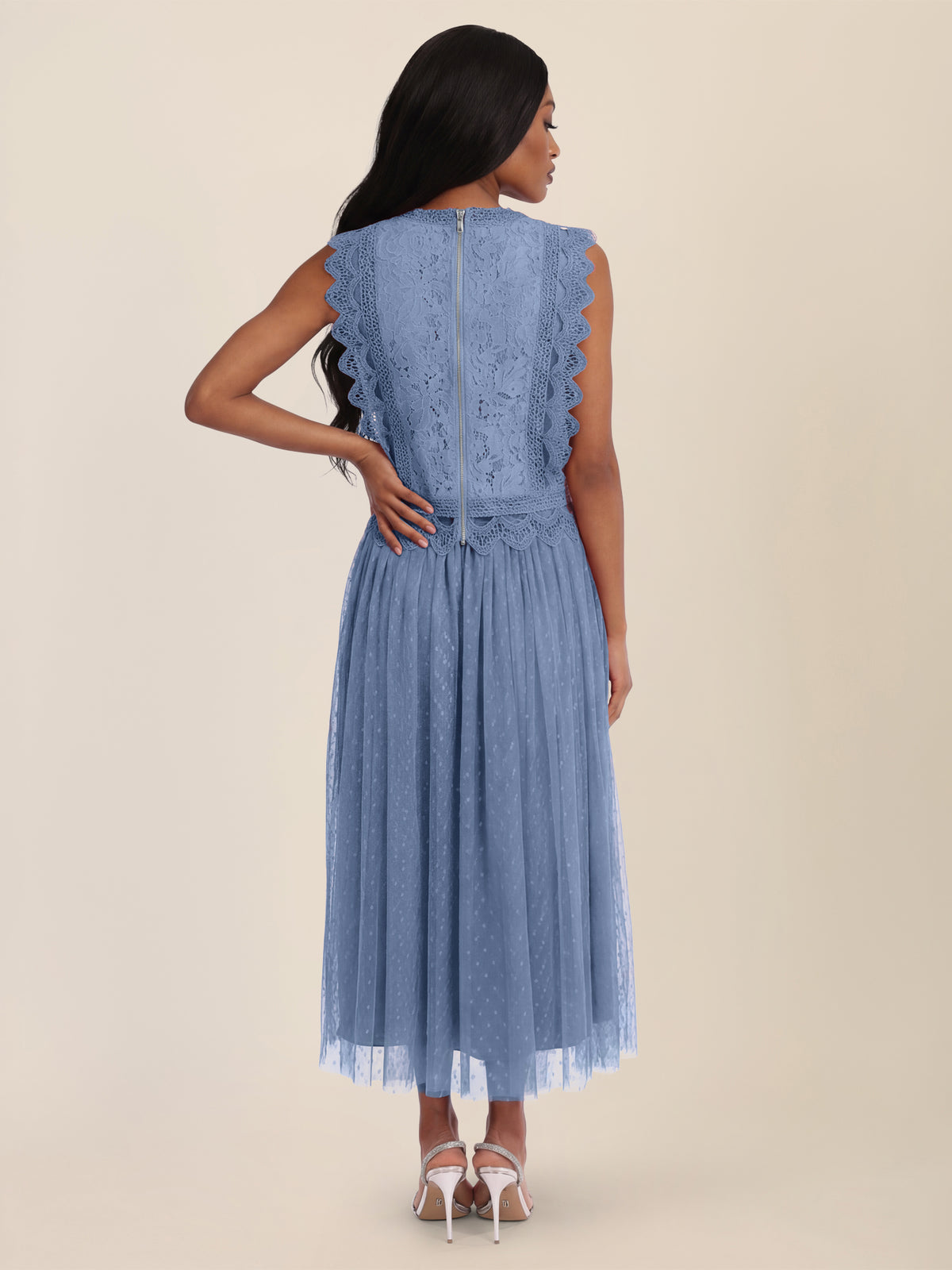 APART Spitzentop mit Rüschen und Häkeldetails | rauchblau