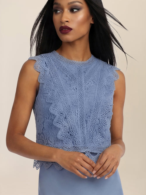 APART Spitzentop mit Rüschen und Häkeldetails | rauchblau image 1