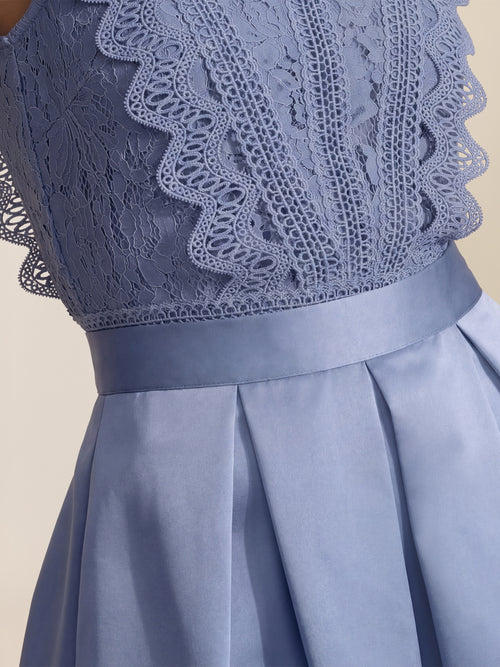 APART Spitzentop mit Rüschen und Häkeldetails | rauchblau image 1