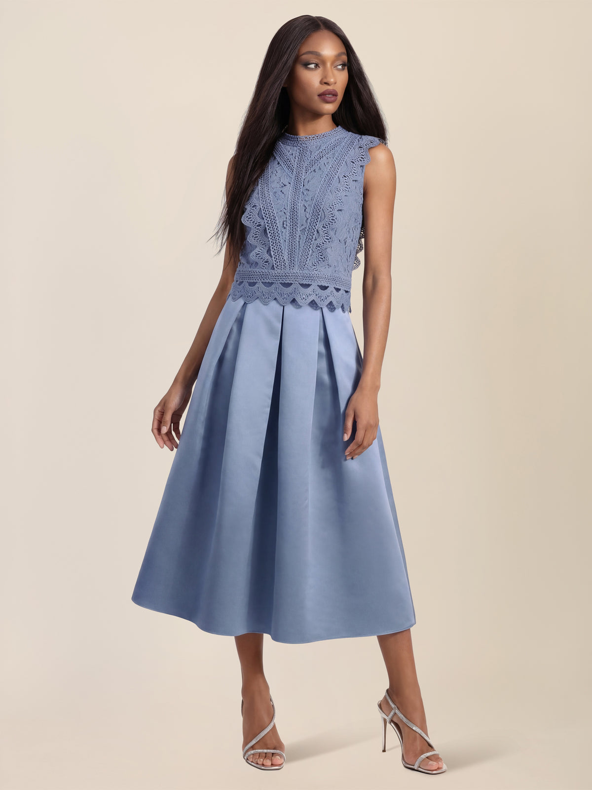 APART Spitzentop mit Rüschen und Häkeldetails | rauchblau