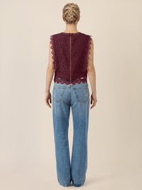 APART Spitzentop mit Rüschen und Häkeldetails | weinrot