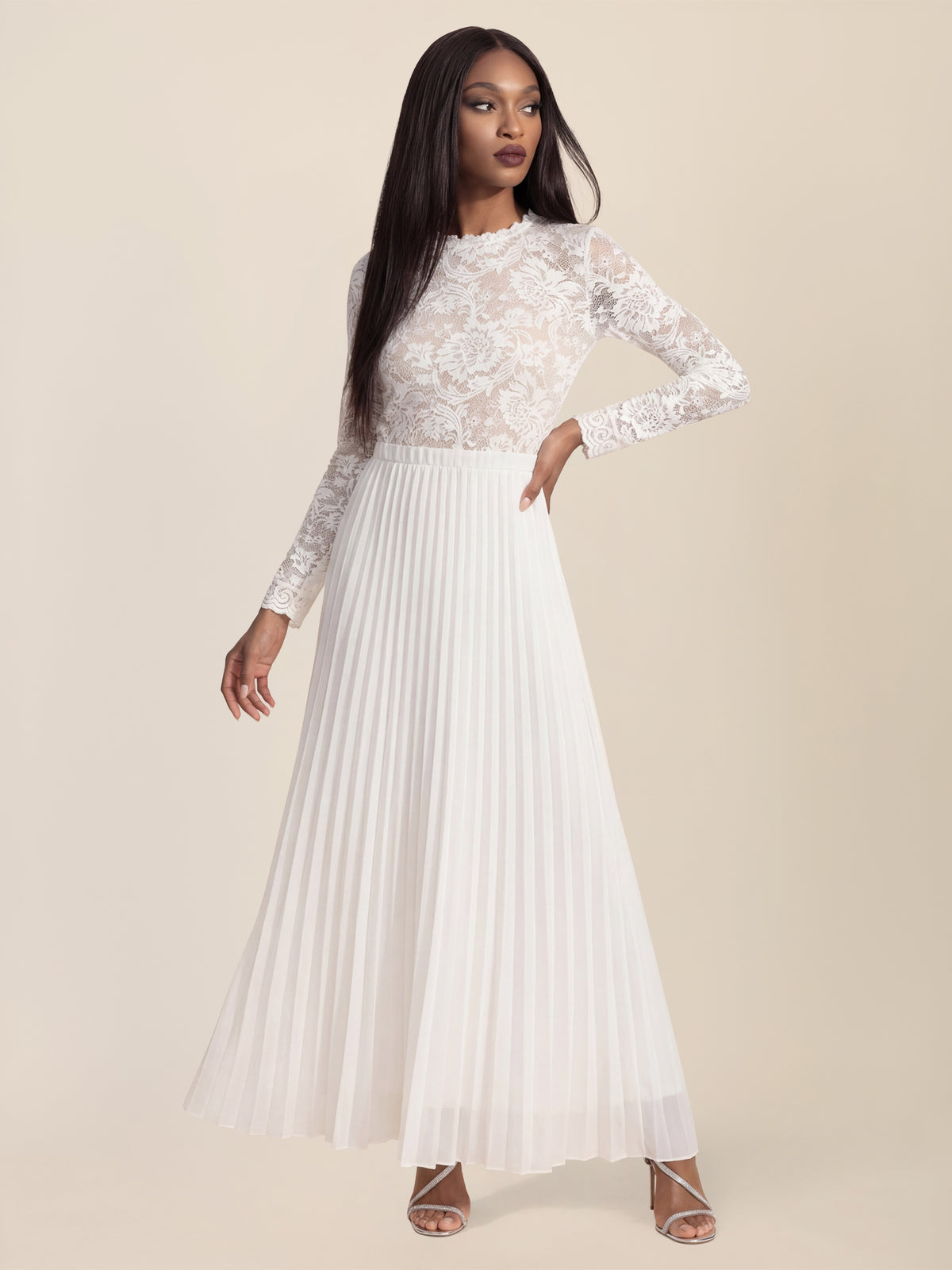 APART Elegantes Spitzenkleid mit Plissee-Rock | creme-nude