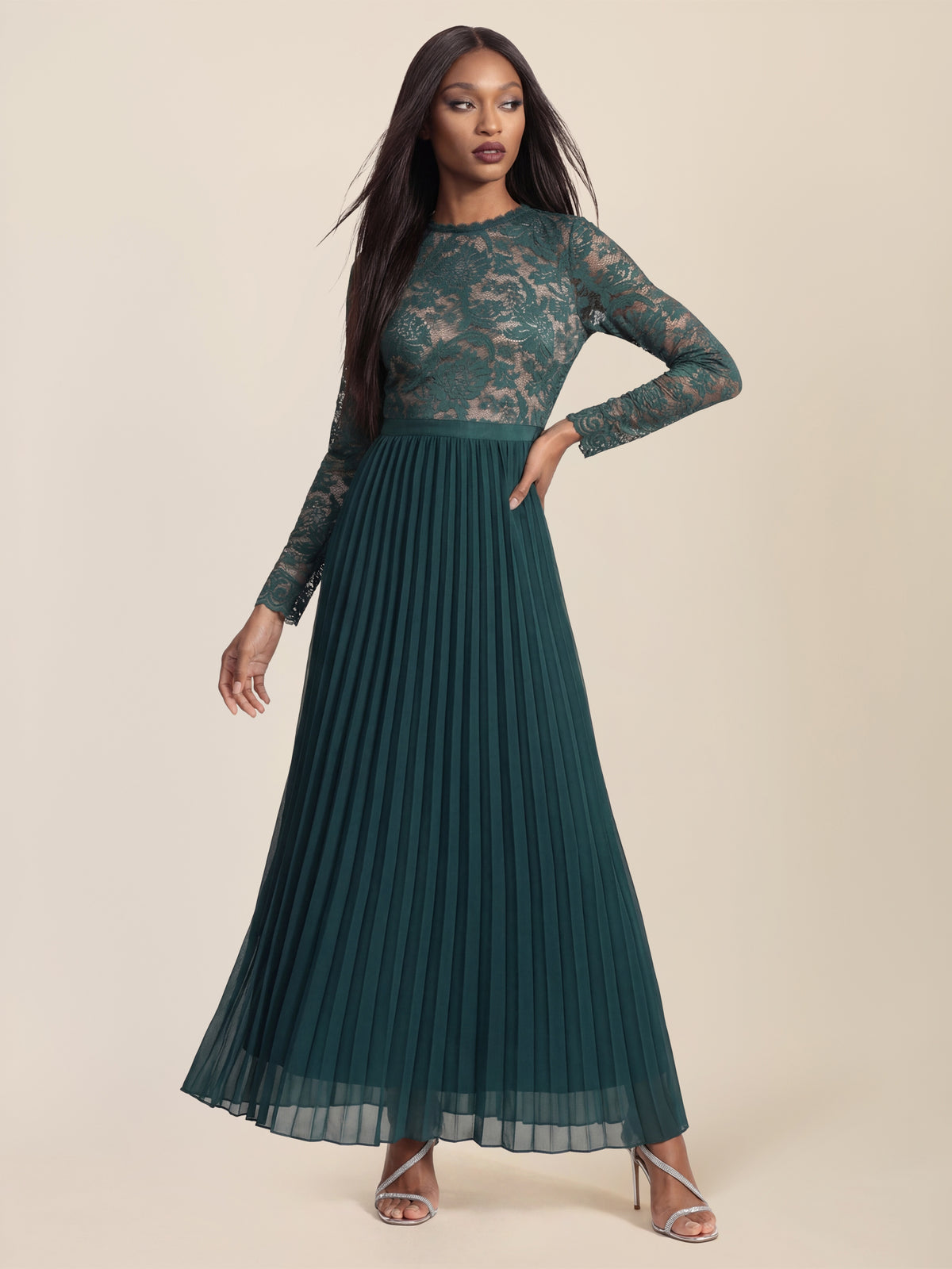 APART Elegantes Spitzenkleid mit Plissee-Rock | emerald-nude