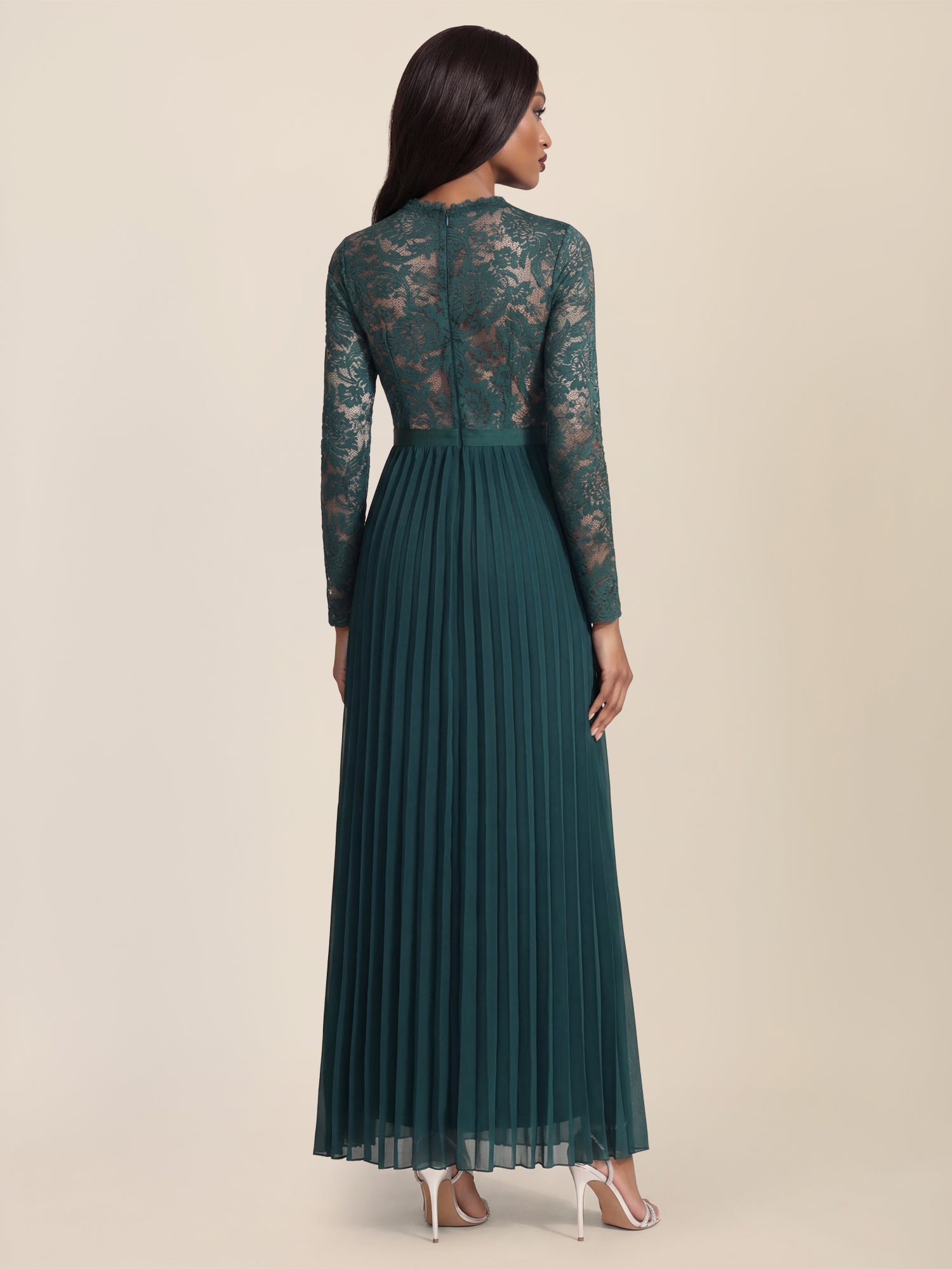 APART Elegantes Spitzenkleid mit Plissee-Rock | emerald-nude