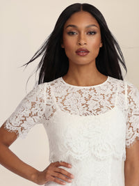 APART Schmal geschnittenes Kleid mit Taillennaht | creme