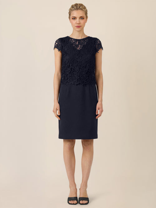 APART Kurzes Etuikleid mit Häkelspitzen-Overlay | nachtblau image 1