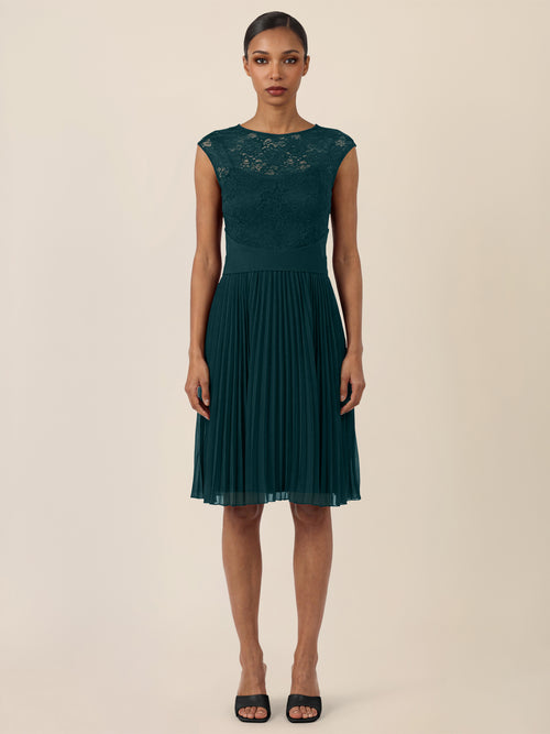 APART Spitzenkleid mit Plisseerock | emerald image 1
