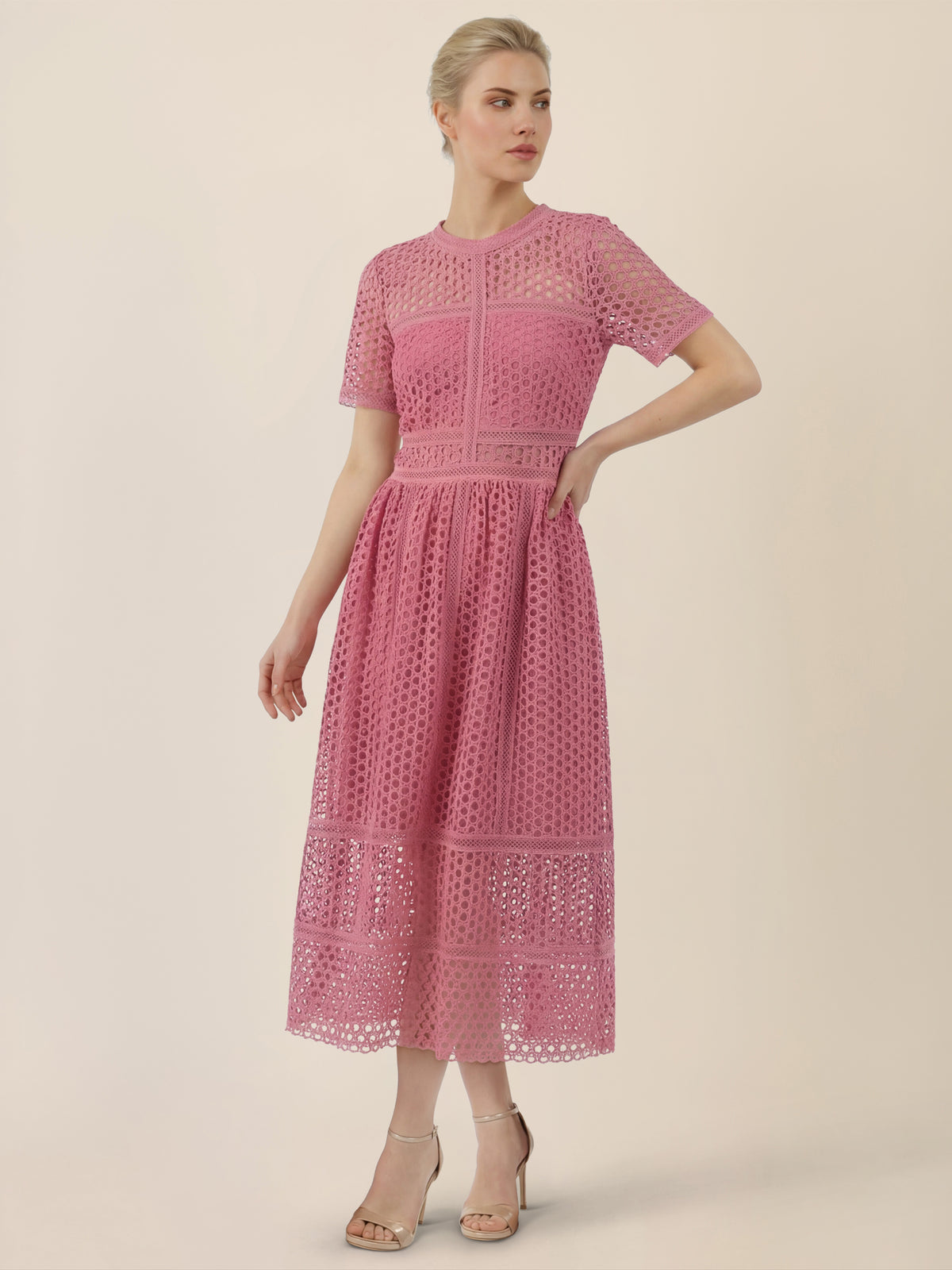 APART Midikleid mit Häkelspitze und Transparenz | rosé