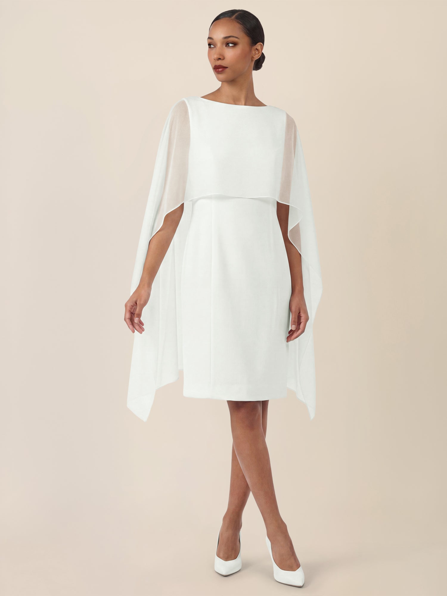 APART Etui-Kleid mit fließendem Chiffon-Cape | creme