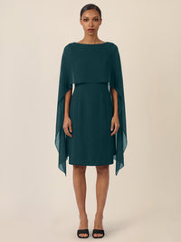 APART Etui-Kleid mit fließendem Chiffon-Cape | emerald