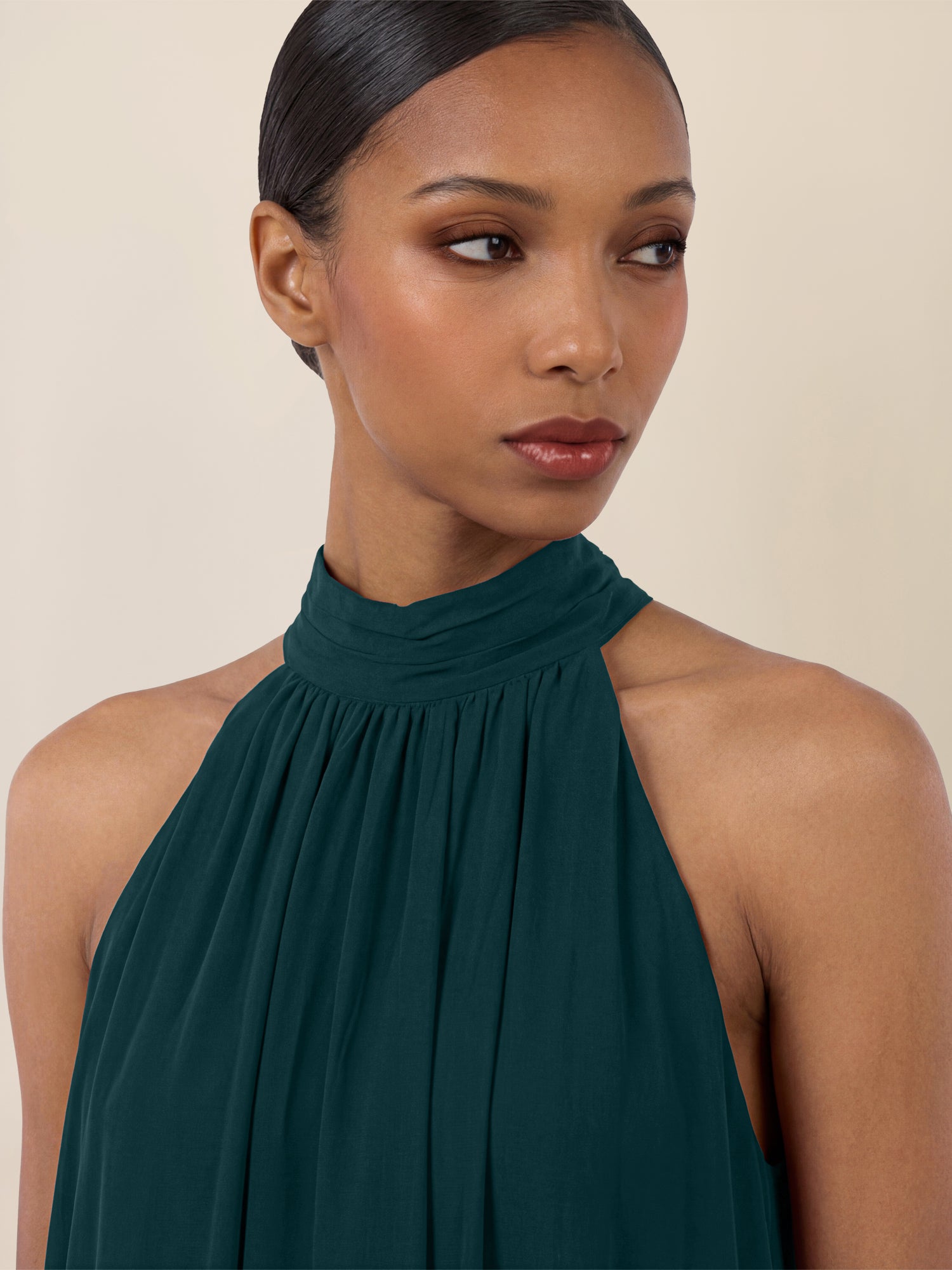 APART Elegantes Chiffonkleid mit Volantsaum | emerald