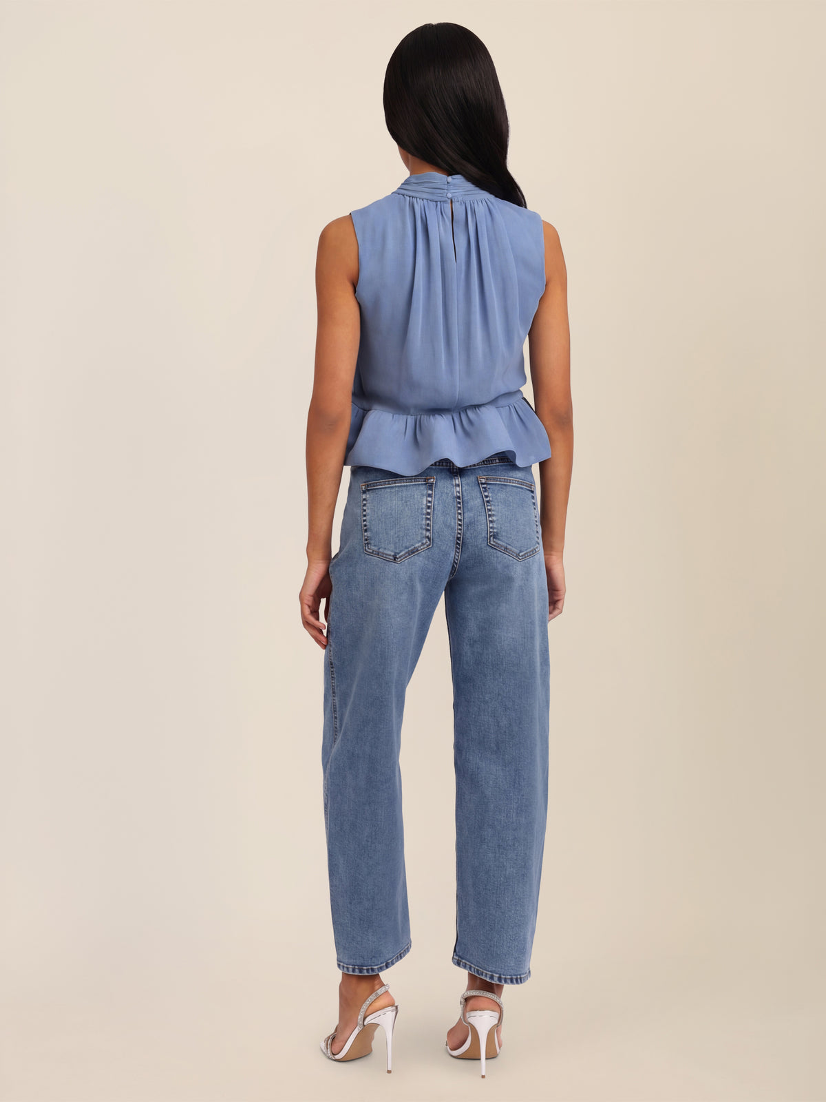 APART Ärmellose Bluse mit Rüschen-Saum | rauchblau