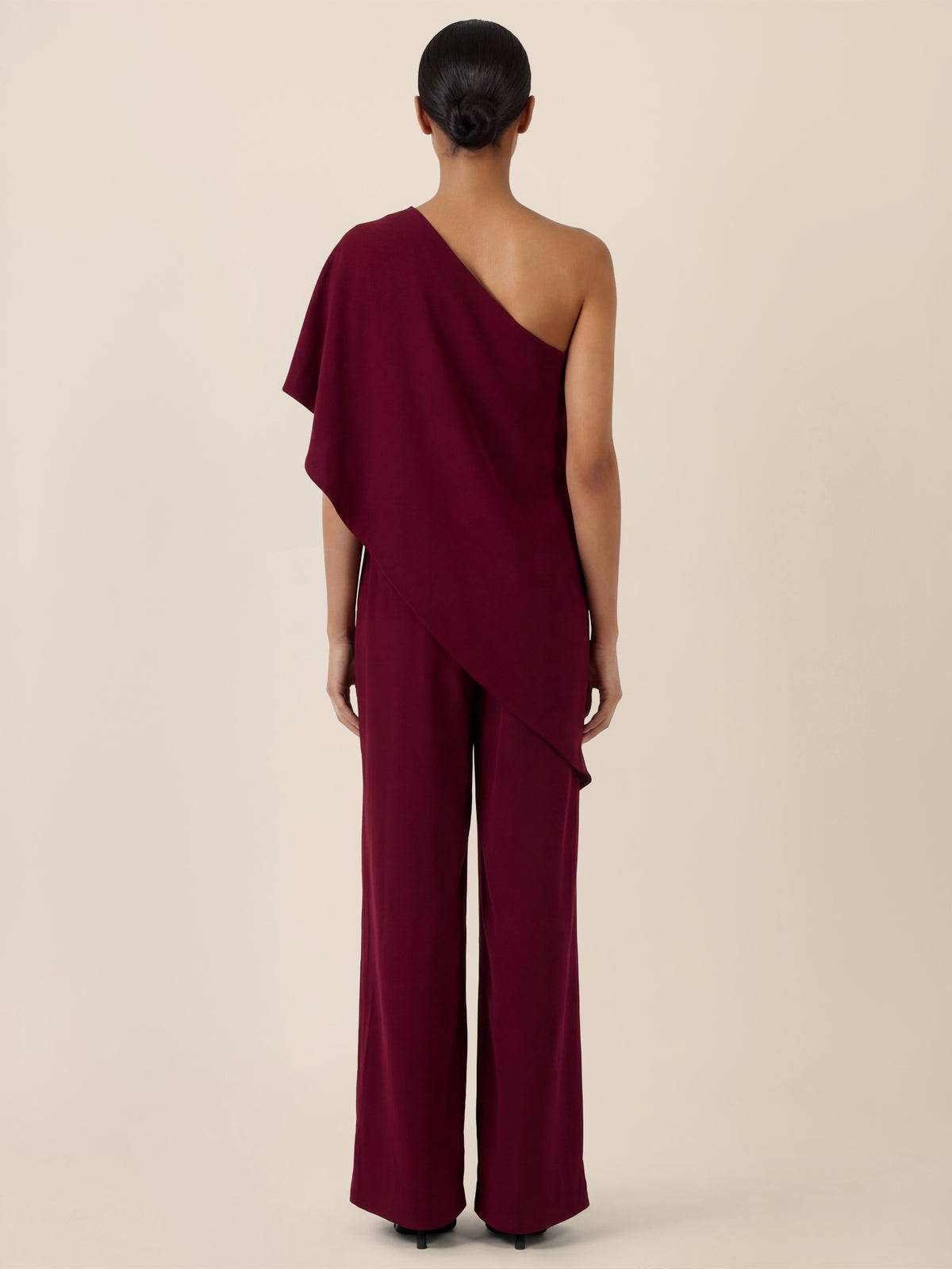 APART Eleganter One-Shoulder-Jumpsuit | weinrot