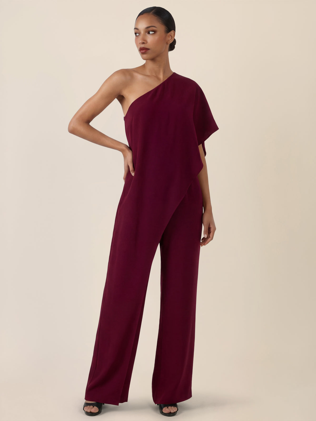 APART Eleganter One-Shoulder-Jumpsuit | weinrot