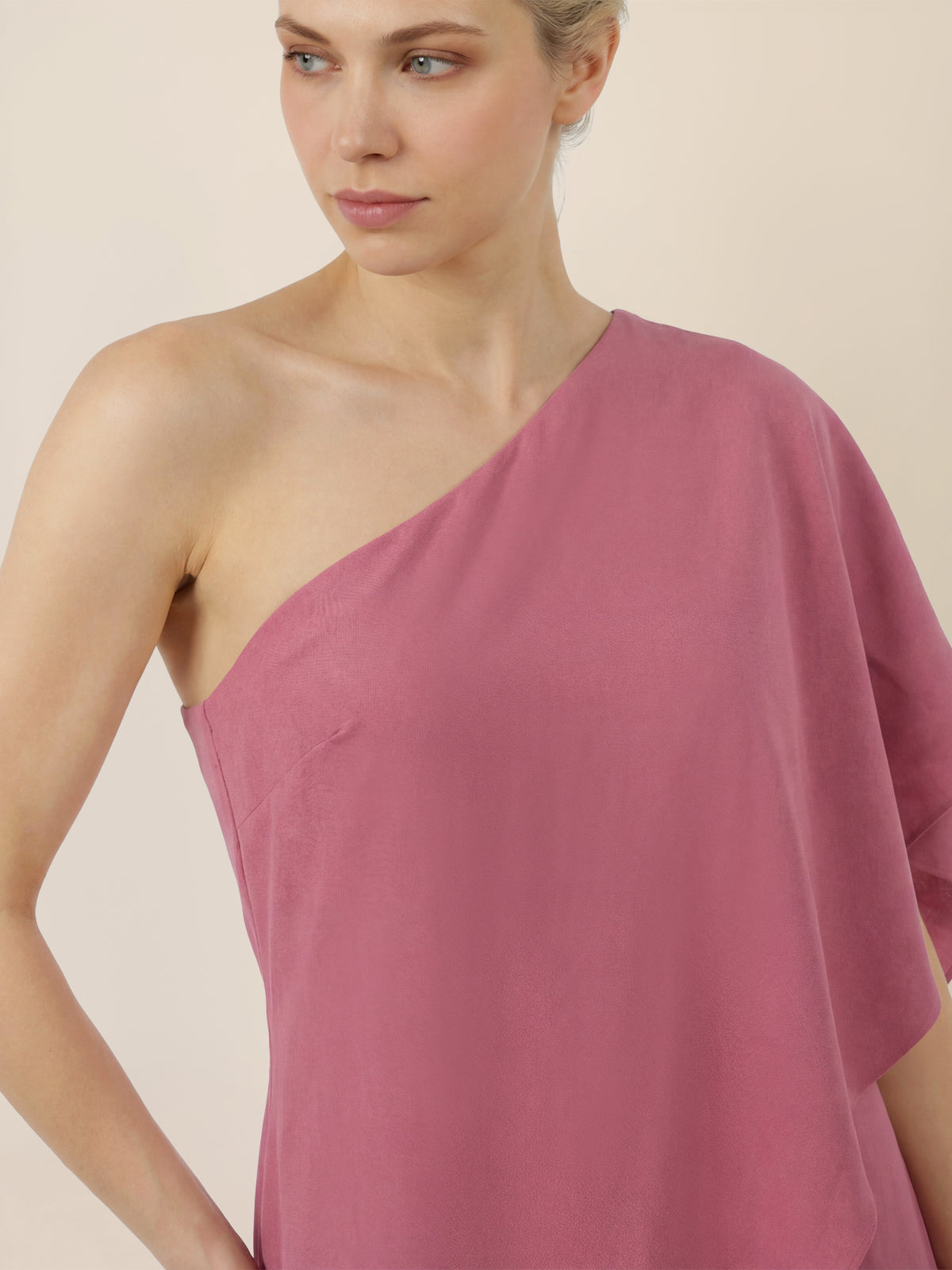 APART Eleganter One-Shoulder-Jumpsuit | rosé