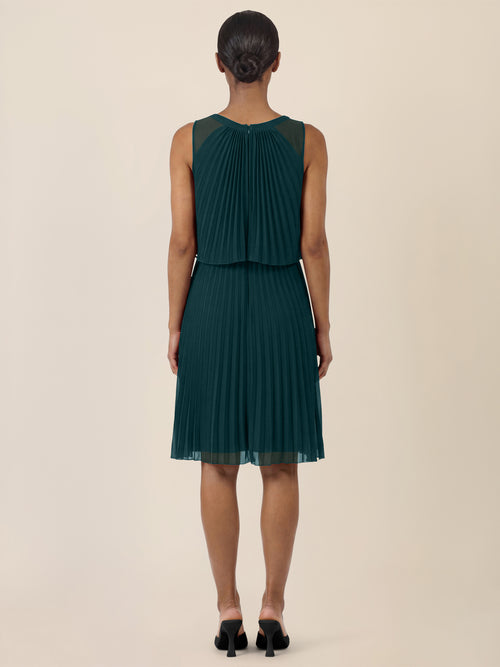 APART Plissiertes Chiffonkleid mit doppellagigem Oberteil | emerald image 1