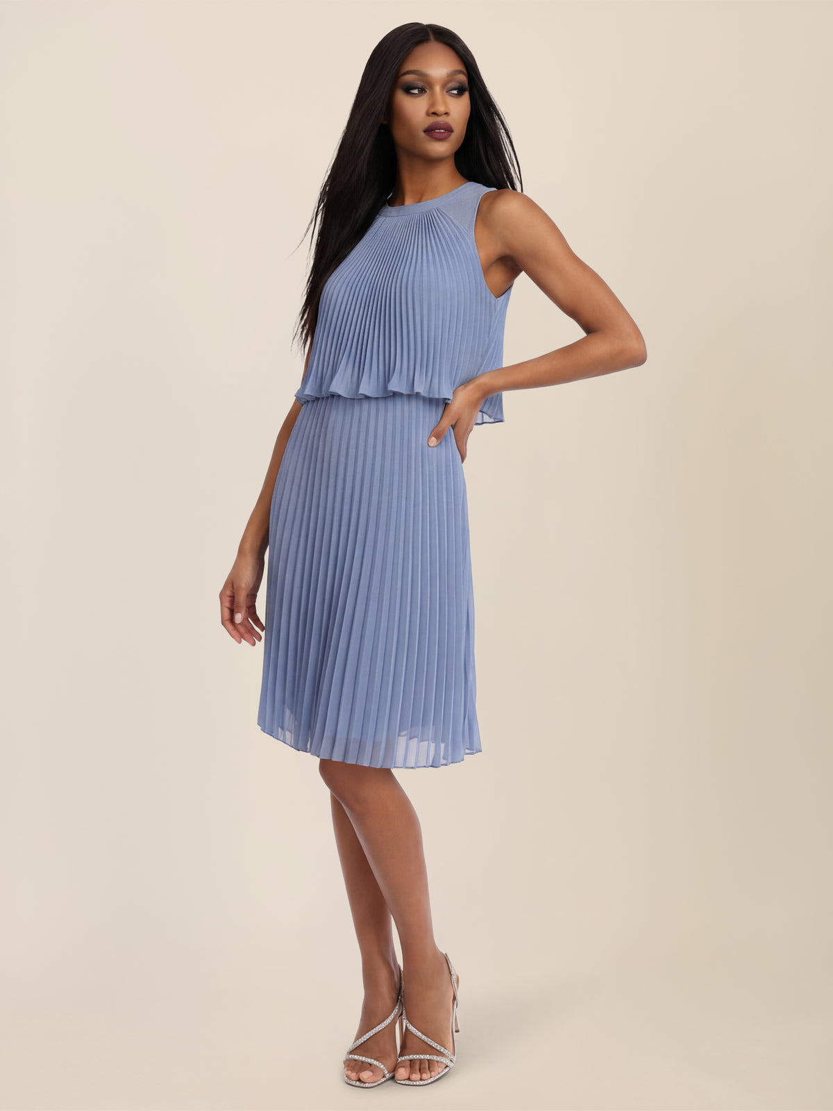 APART Plissiertes Chiffonkleid mit doppellagigem Oberteil | rauchblau