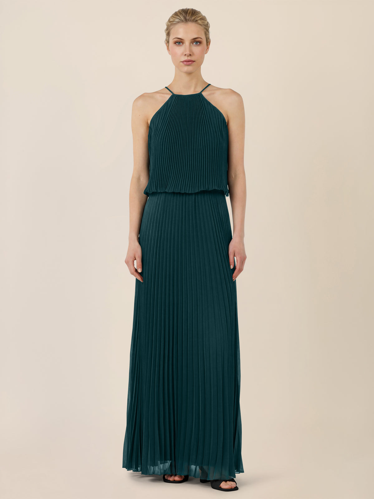 APART Plissiertes Chiffonkleid mit Neckholder | emerald