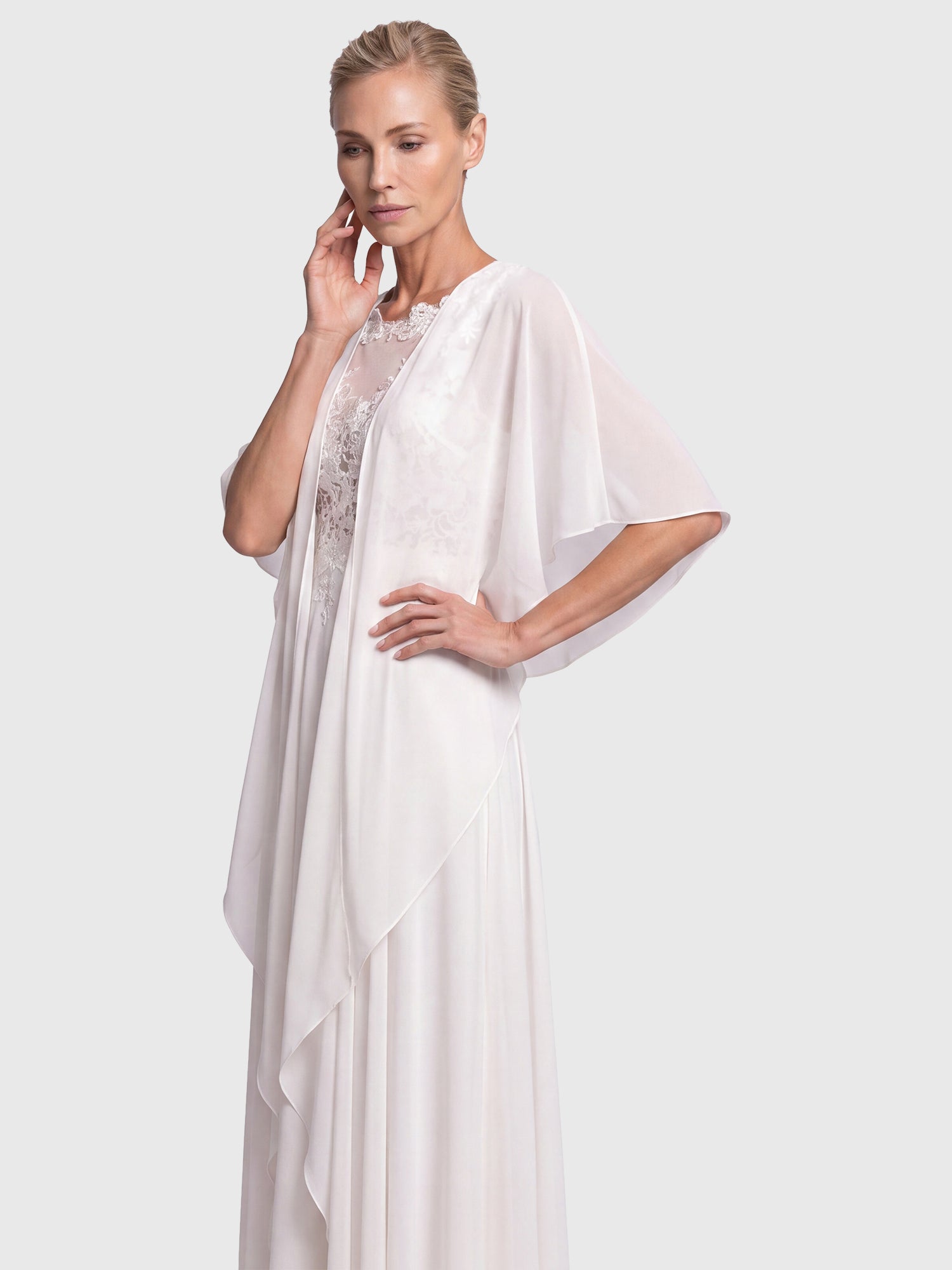 APART Luftiges Chiffon-Stola mit Zipfelsaum | creme