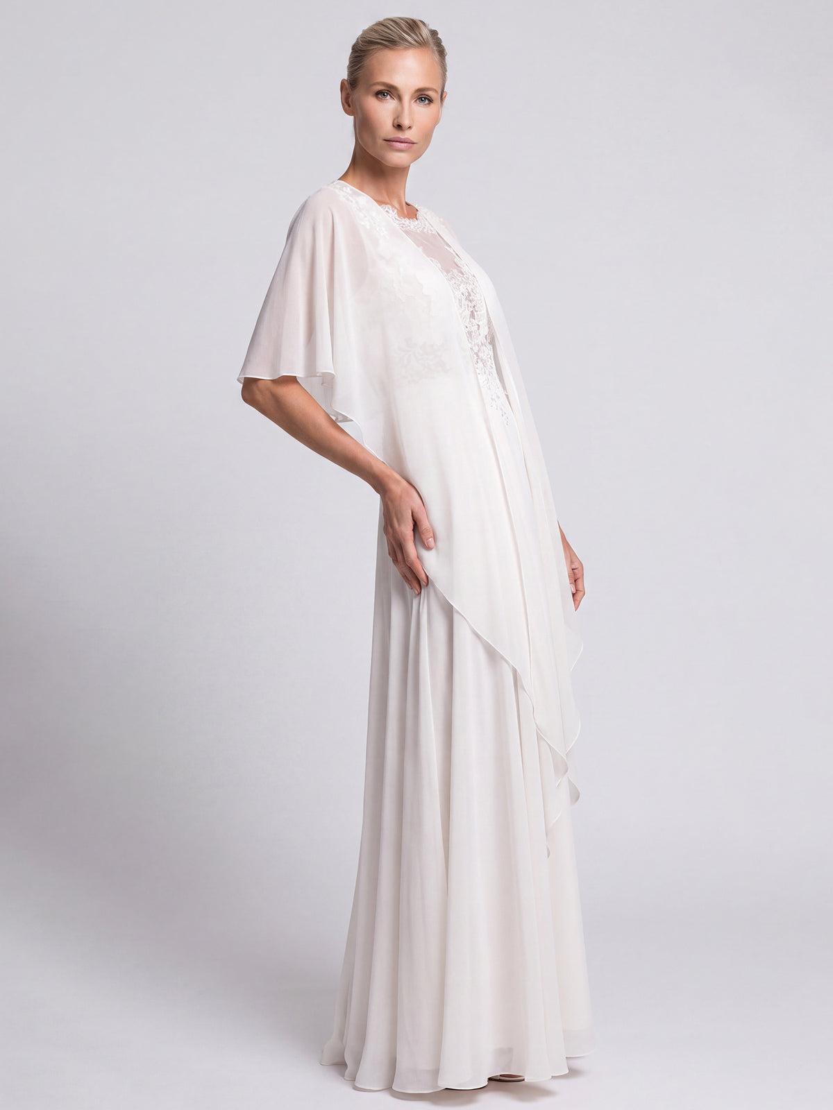 APART Luftiges Chiffon-Stola mit Zipfelsaum | creme