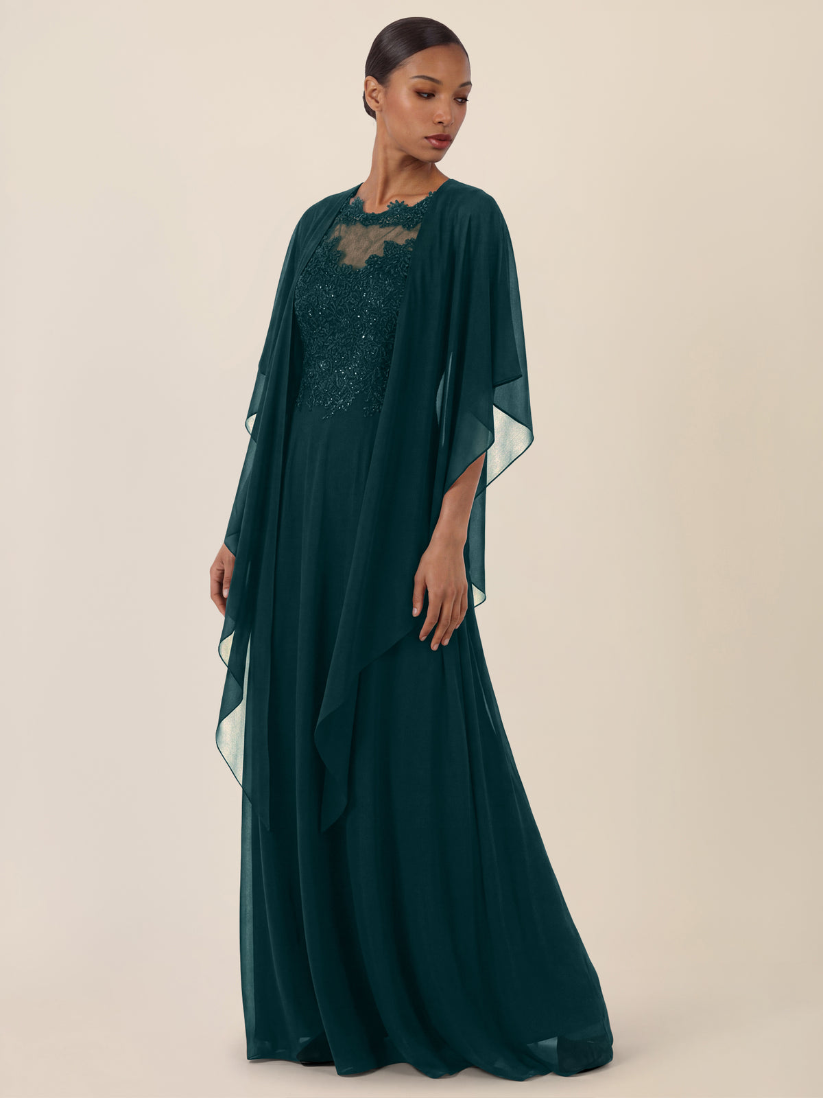 APART Luftiges Chiffon-Stola mit Zipfelsaum | emerald