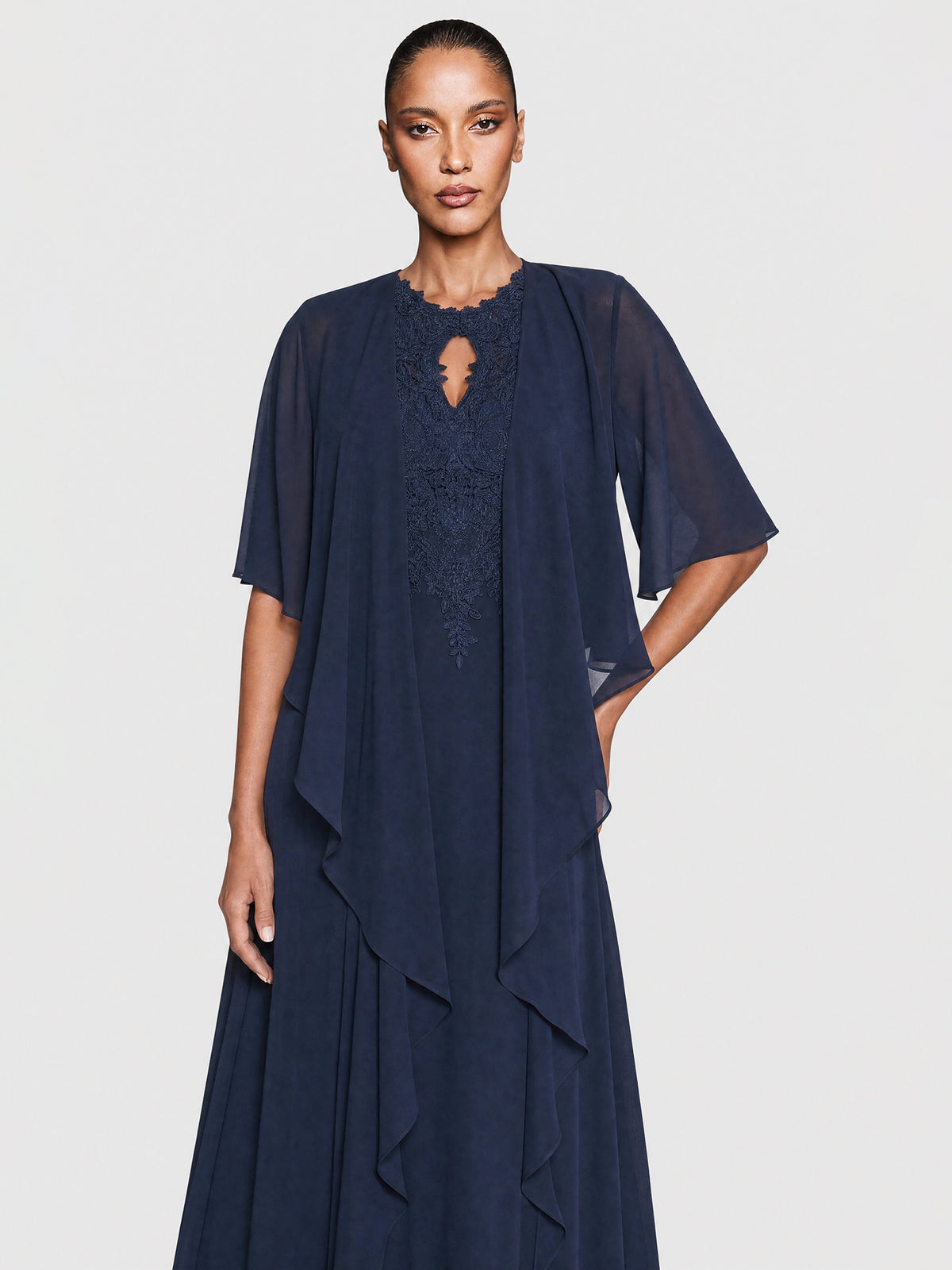 APART Luftiges Chiffon-Stola mit Zipfelsaum | nachtblau