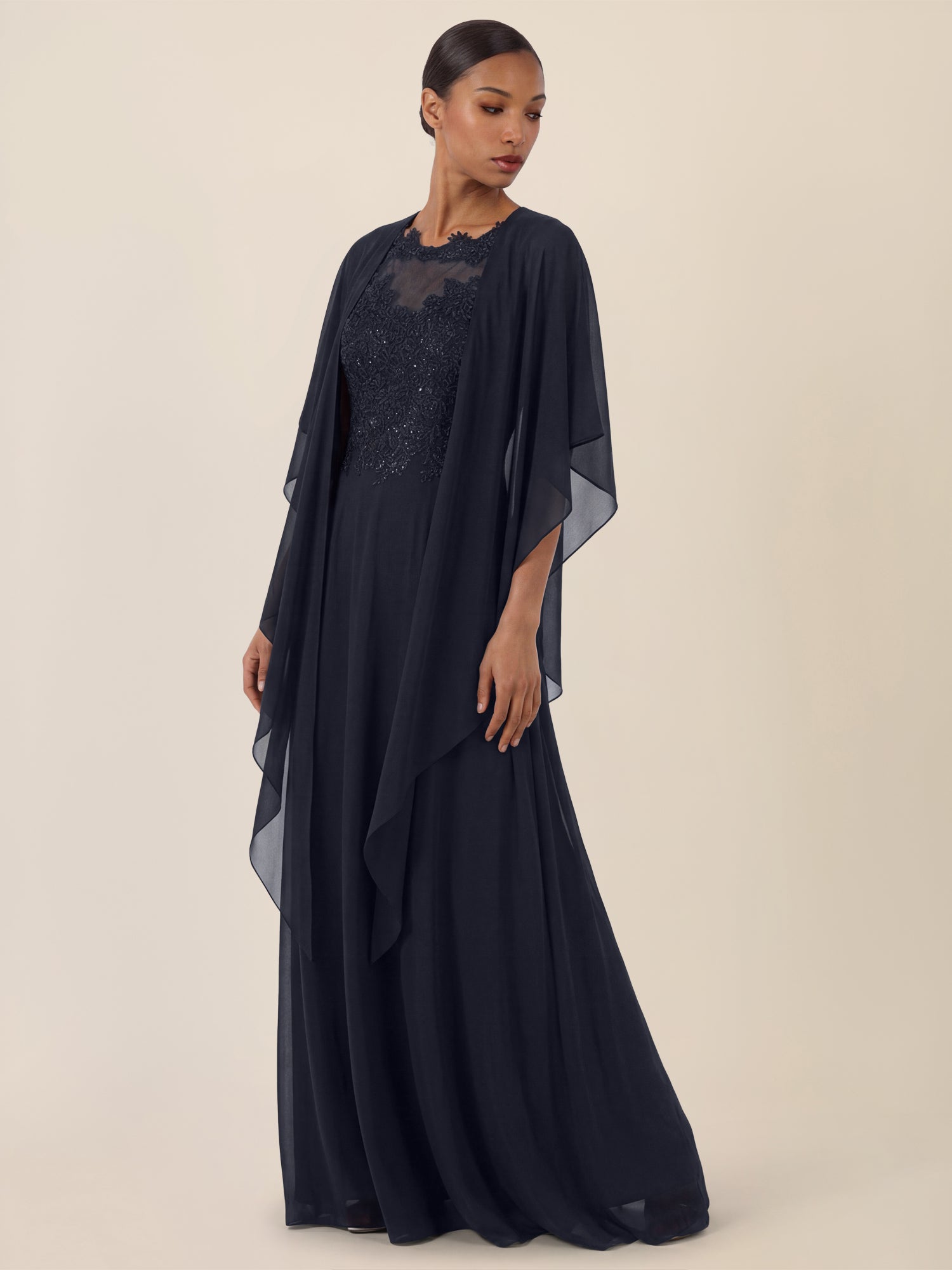 APART Luftiges Chiffon-Stola mit Zipfelsaum | nachtblau