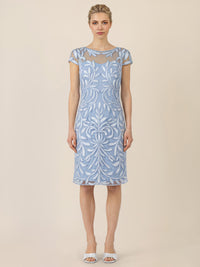 APART Cocktailkleid mit floraler 3D-Stickerei | hellblau-creme