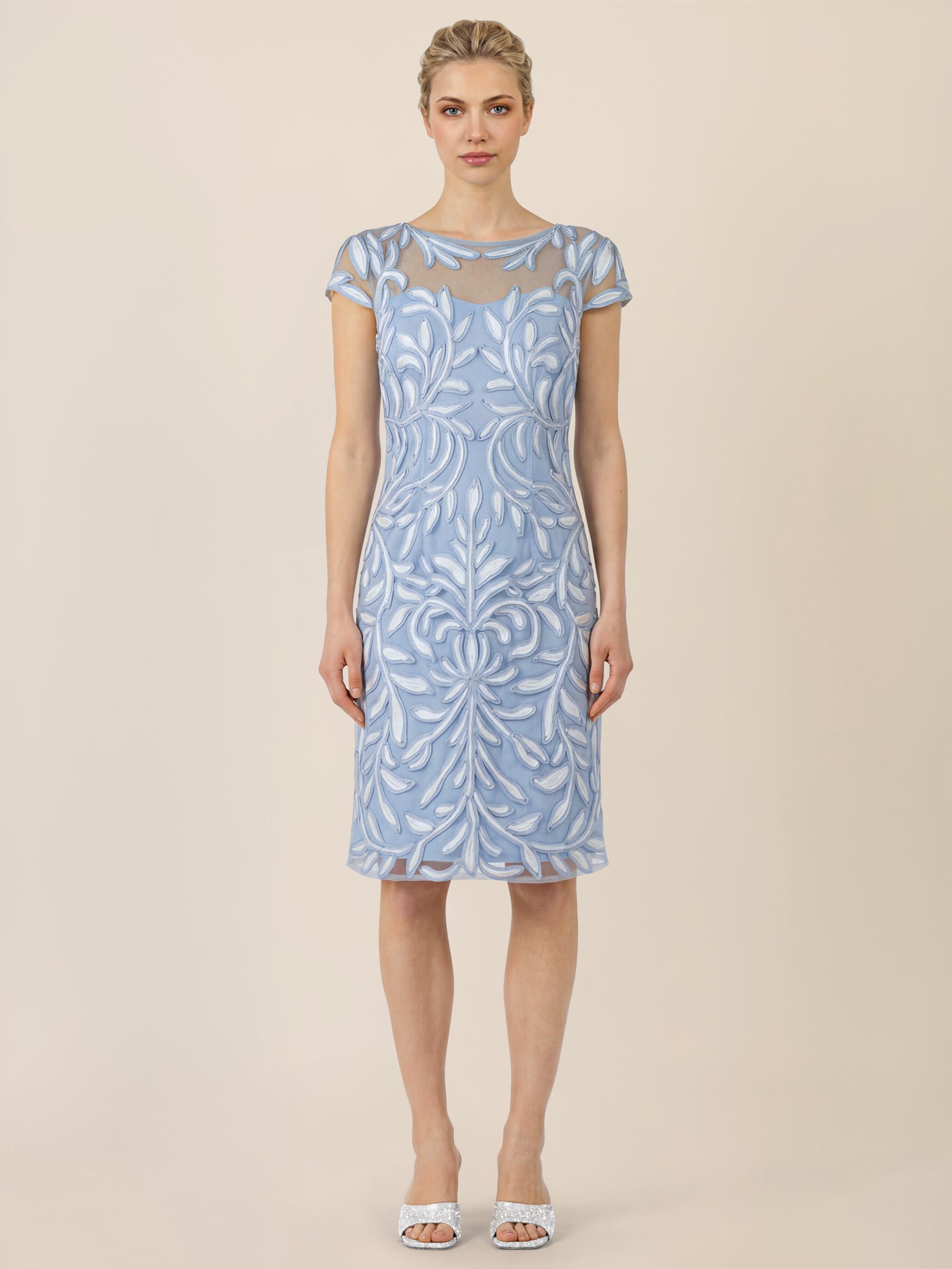 APART Cocktailkleid mit floraler 3D-Stickerei | hellblau-creme