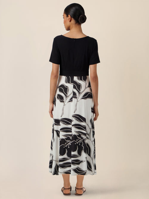 APART Maxikleid mit Wickeloptik und floralem Print | schwarz-creme image 1