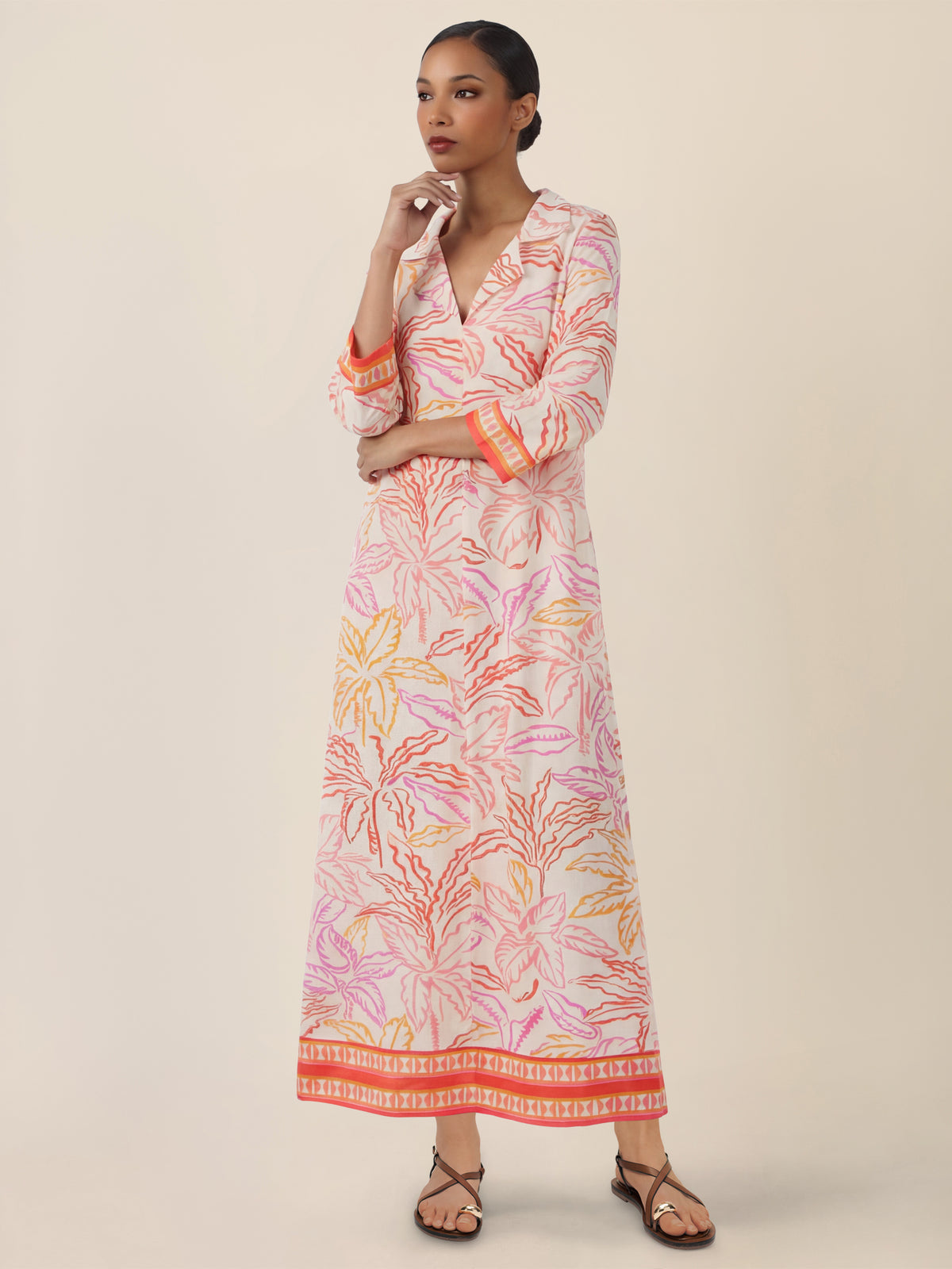 APART Midikleid mit Print und 3/4-Ärmeln | creme-multicolor