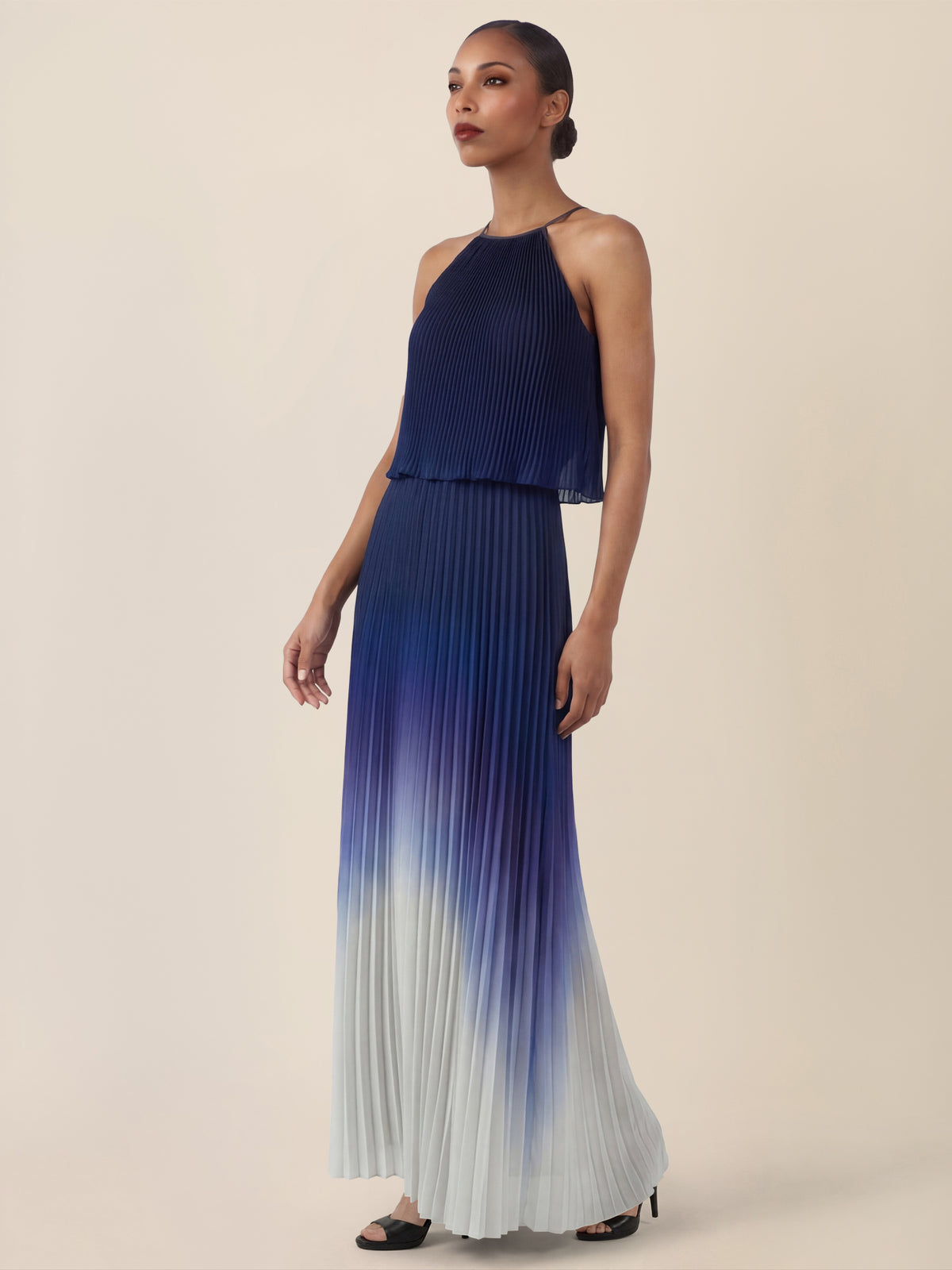 APART Plissiertes Langes Chiffonkleid mit Farbverlauf | nachtblau-multicolor