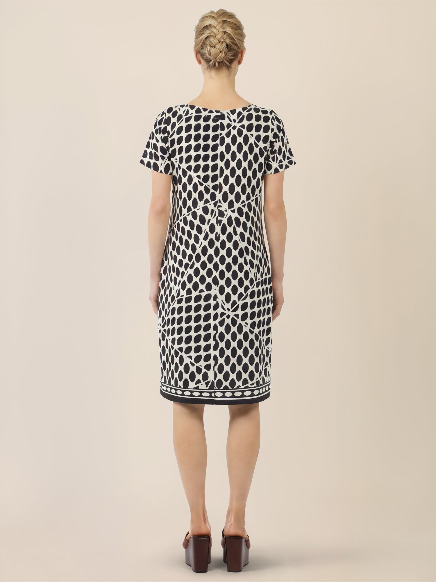 APART Kleid mit Grafikprint und Rundhalsausschnitt | schwarz-creme