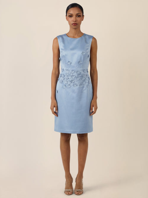 APART Elegantes Etuikleid mit 3D-Blütenstickerei | rauchblau image 1