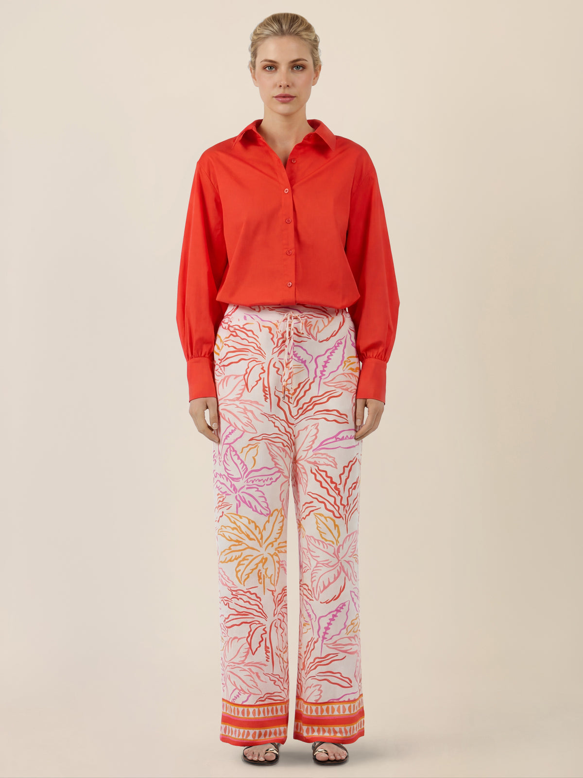 APART Weite Jerseyhose mit tropischem Print | creme-multicolor