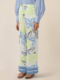 APART Jerseyhose mit tropischem Print | creme-multicolor